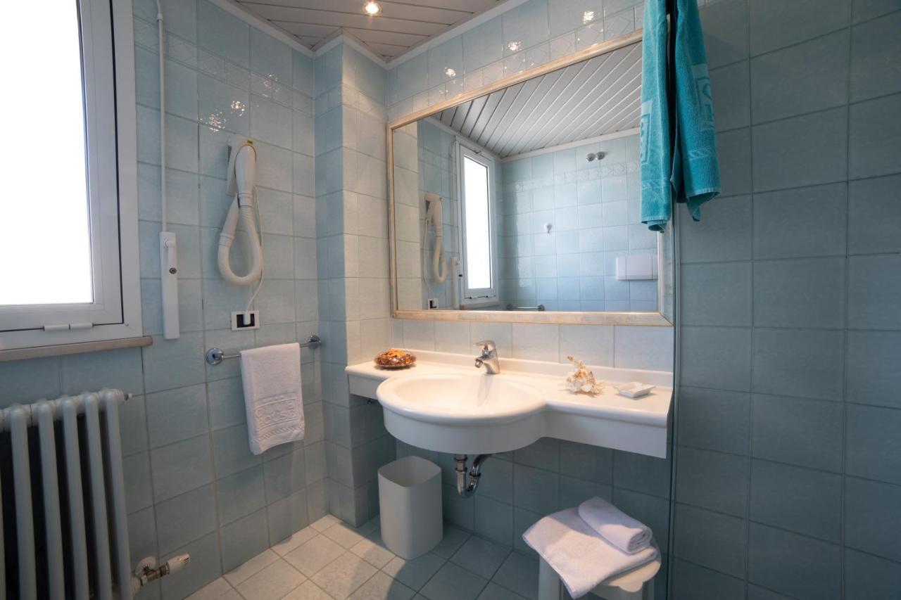 Residence Hotel Club House Каттолика Экстерьер фото