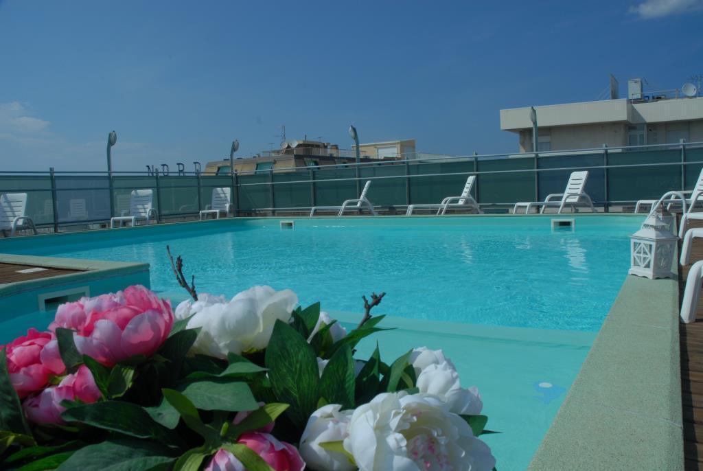 Residence Hotel Club House Каттолика Экстерьер фото