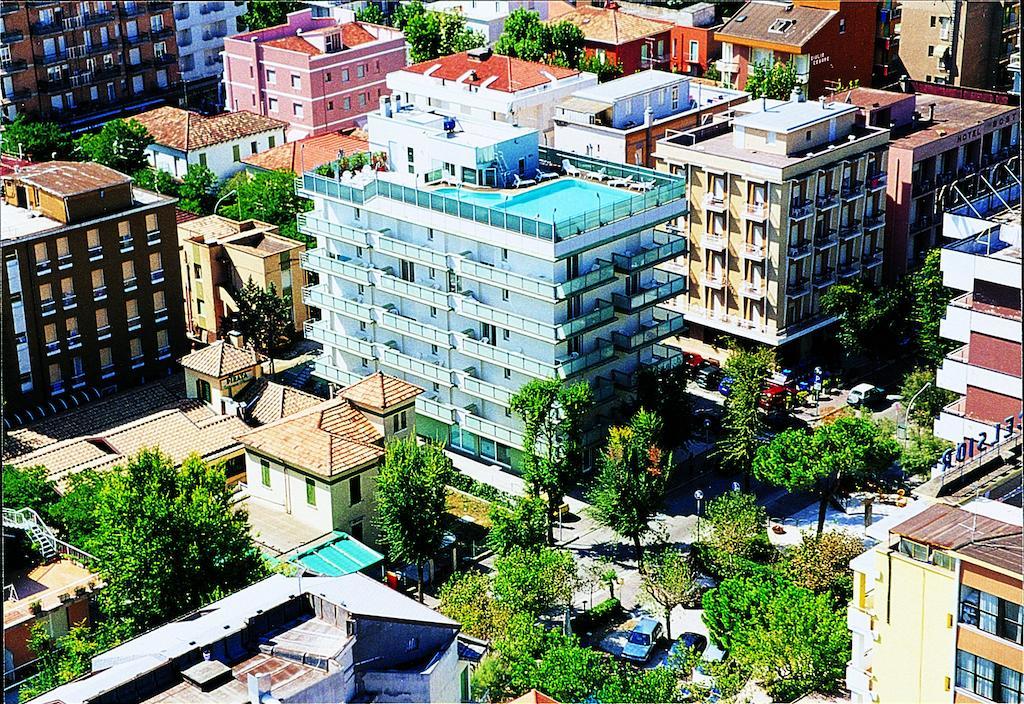 Residence Hotel Club House Каттолика Экстерьер фото